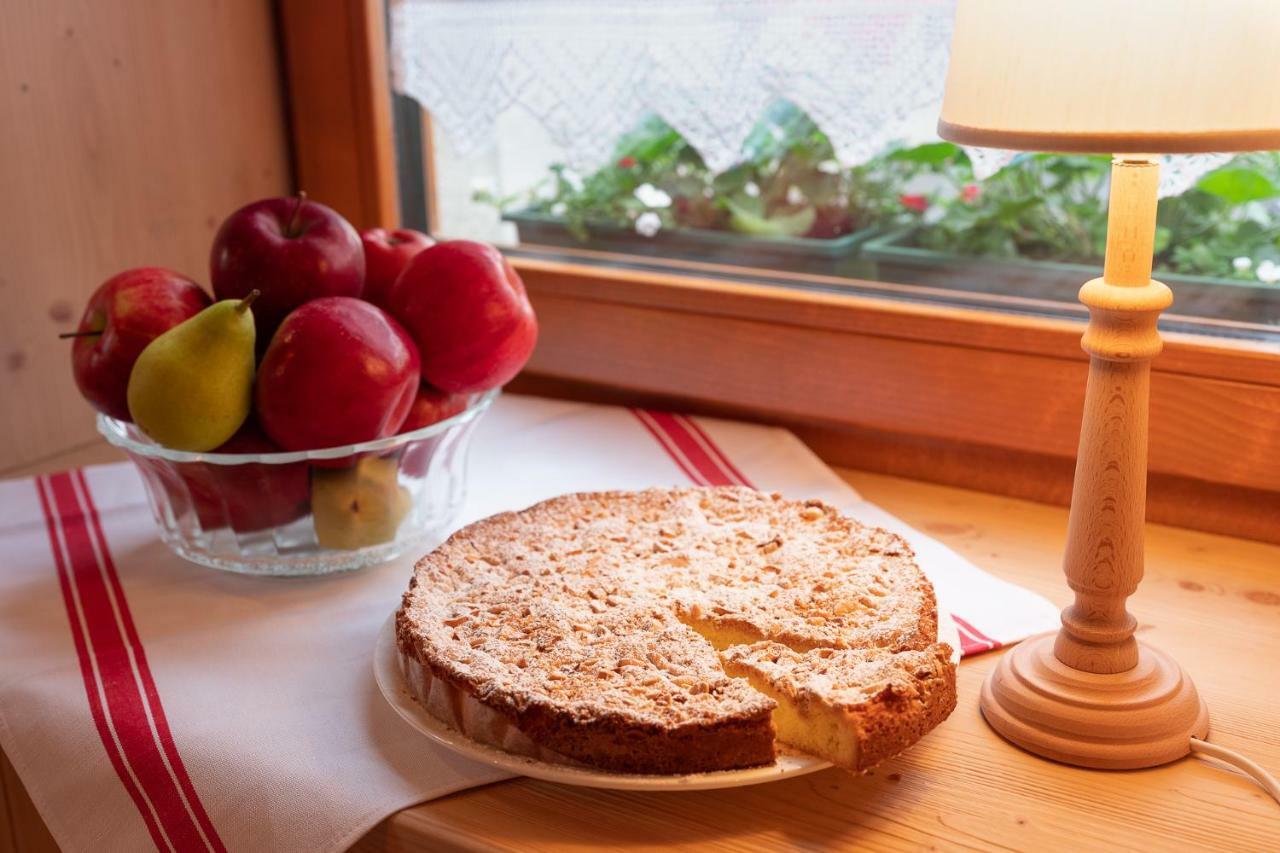 Alpedale Locanda Ovaro Dış mekan fotoğraf